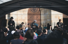 Metal Movil - Plaza - Parque De Lourdes Metal Movil - Plaza - Parque De Lourdes