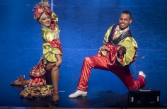 Ensálsate en el Gaitán. Ensálsate en el Gaitán.