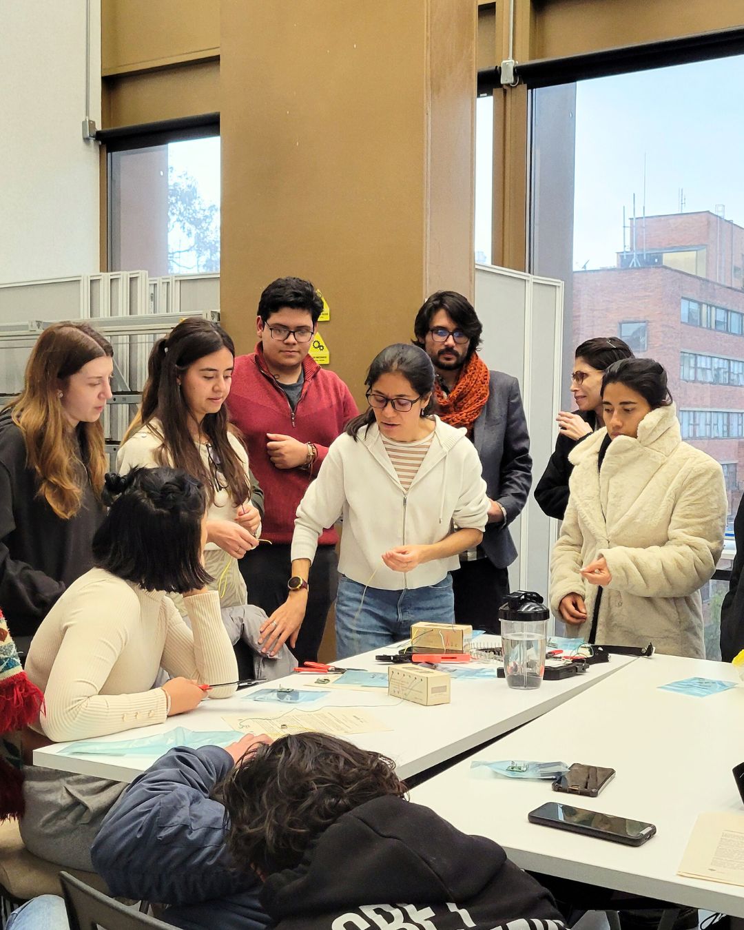 Elaboración de sensores en los laboratorios de la Universidad Javeriana.