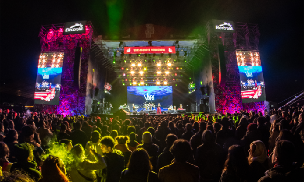 Miles de personas disfrutan de Rock al Parque en el Simón Bolívar en Bogotá.