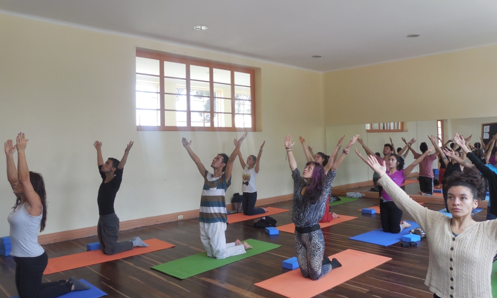 Yoga en la Casona de la Danza