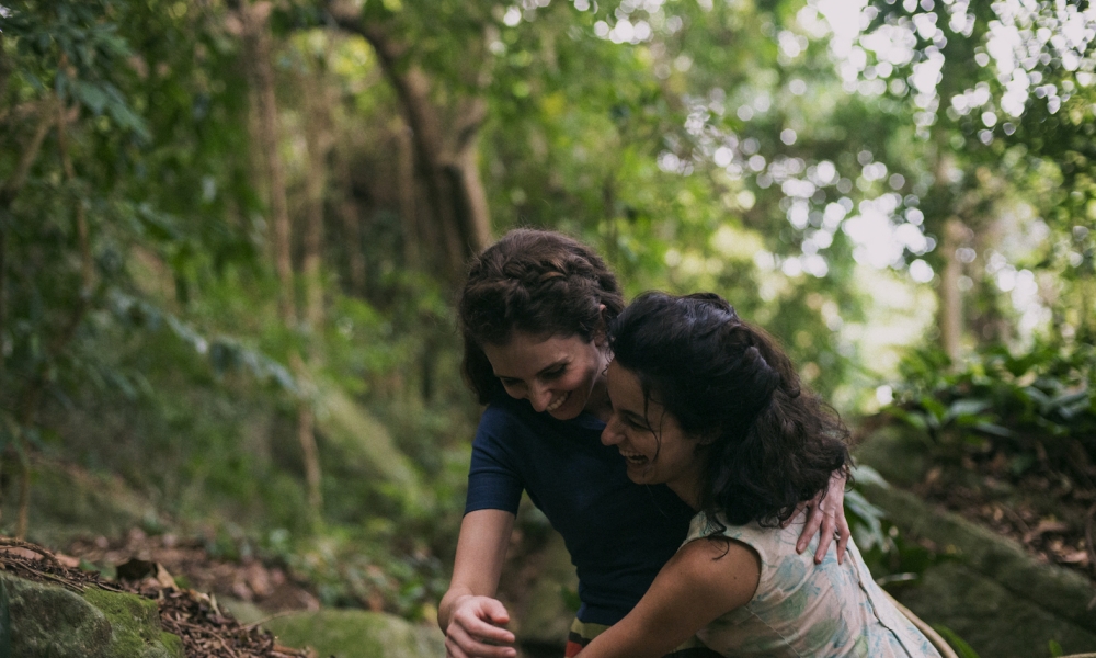 La vida invisible de Eurídice Gusmão mujeres riendo