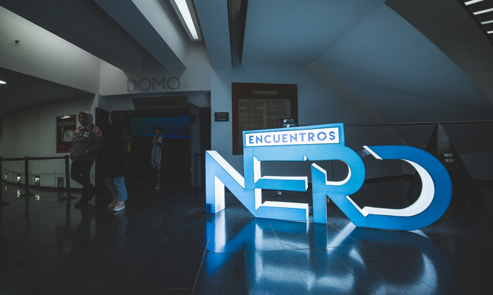 Encuentros NERD en el Planetario. 