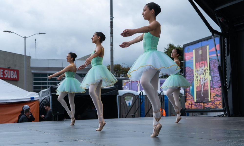 Ganadores de Es Cultura Local en el Festival Danza en la Ciudad 02