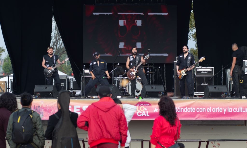 Presentación durante el primer Festival Es Cultura Local en el Parque El Tunal 02