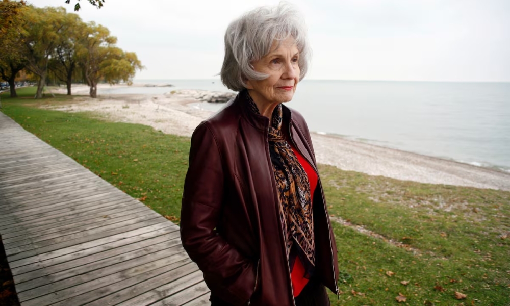 Alice Munro