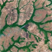 Fotografía satelital de la amazonía - Proyecto del artista Lucas Gallego