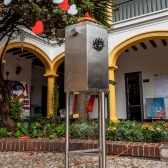 Foto de máquinas dispensadoras de Libro al Viento. Foto: Juan Sebastián Ochoa - Idartes.