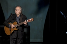 Serrat en Concierto