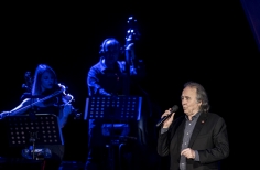 Serrat en Concierto