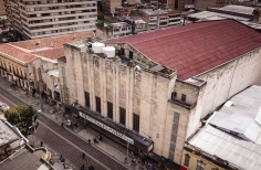 Antes conocido como Teatro Colombia, es el escenario para las artes escénicas con mayor aforo de Bogotá, que desde 1938 ha reconocido la multiculturalidad de una ciudad en constante expansión. #BogotáNoSeRinde