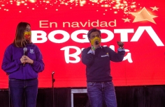 En Navidad Bogota Brilla, Parque Illimaní. En Navidad Bogota Brilla, Parque Illimaní.
