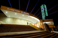 Fachada del Planetario de Bogotá