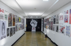 El cartelismo recorre el callejón de exposiciones del Gaitán 