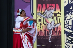 Presentaciones de grupos de danza participantes de el programa Es Cultura Local en el marco del XV Festival de Danza en la Ciudad en la localidad de Suba