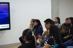 Público en el conversatorio con Rosario caicedo.