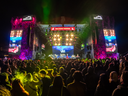 Miles de personas disfrutan de Rock al Parque en el Simón Bolívar en Bogotá.