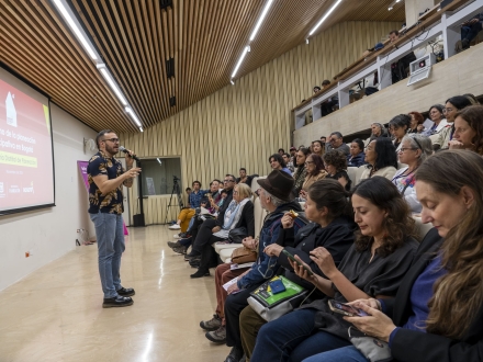 Fotografía de charla