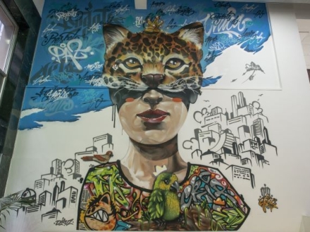 Gato en mural