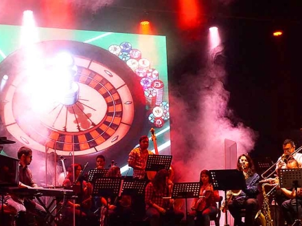 Tributo de big band a Cowboy Bebop en Colombiaen el escenario