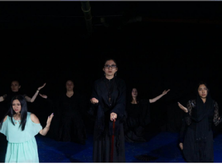 Imagen de la puesta en escena de La casa de Bernarda Alba de Stigma Teatro