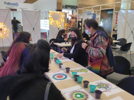 Taller Arenas de Viento en la Sala Nencatacoa de la FILBo