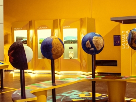 imagen de una sala del Planetario 