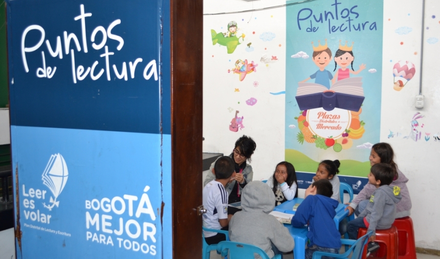 Actividad de fomento a la lectura y la escritura en plazas de mercado