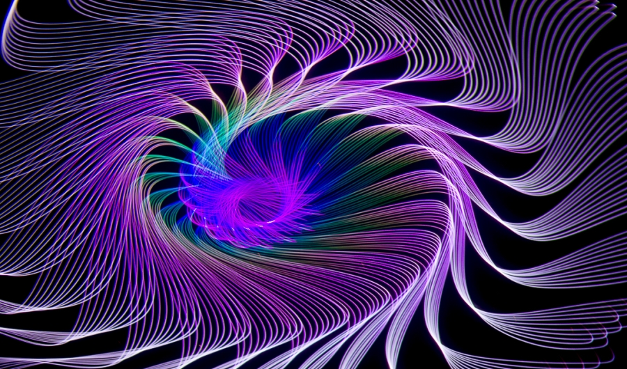 Imagen de colores violeta en círculos y ondas