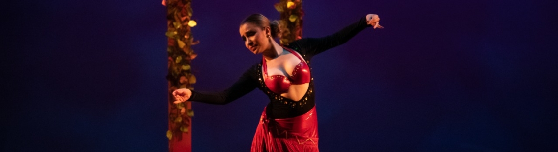 Diana Lorena Ruiz y la danza árabe